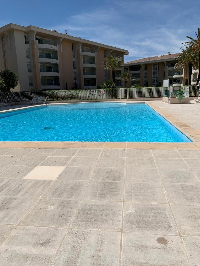 Location Port Frejus, Bord De Mer Extérieur photo